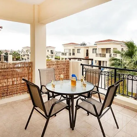 Beautiful 2-Bedroom Apartment - Great Location *