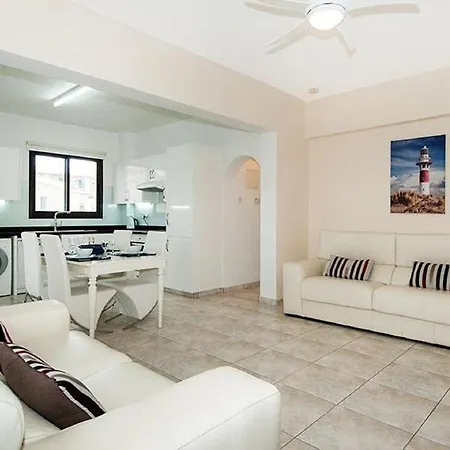Διαμέρισμα Beautiful 2-Bedroom Apartment - Great Location *